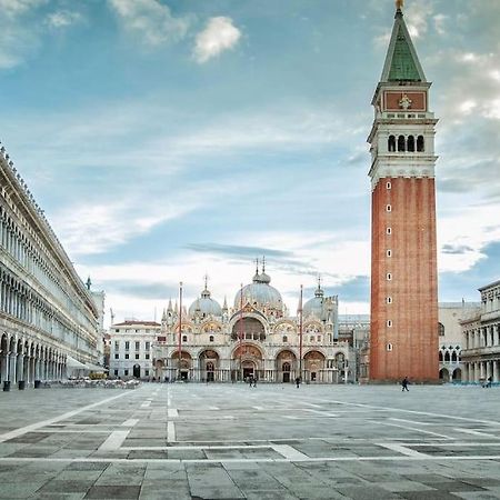 2 Min Da Piazza San Marco L-Home Venedig Eksteriør billede