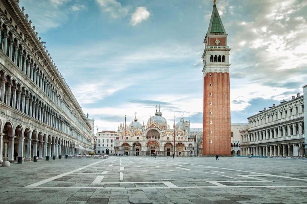 2 Min Da Piazza San Marco L-Home Venedig Eksteriør billede